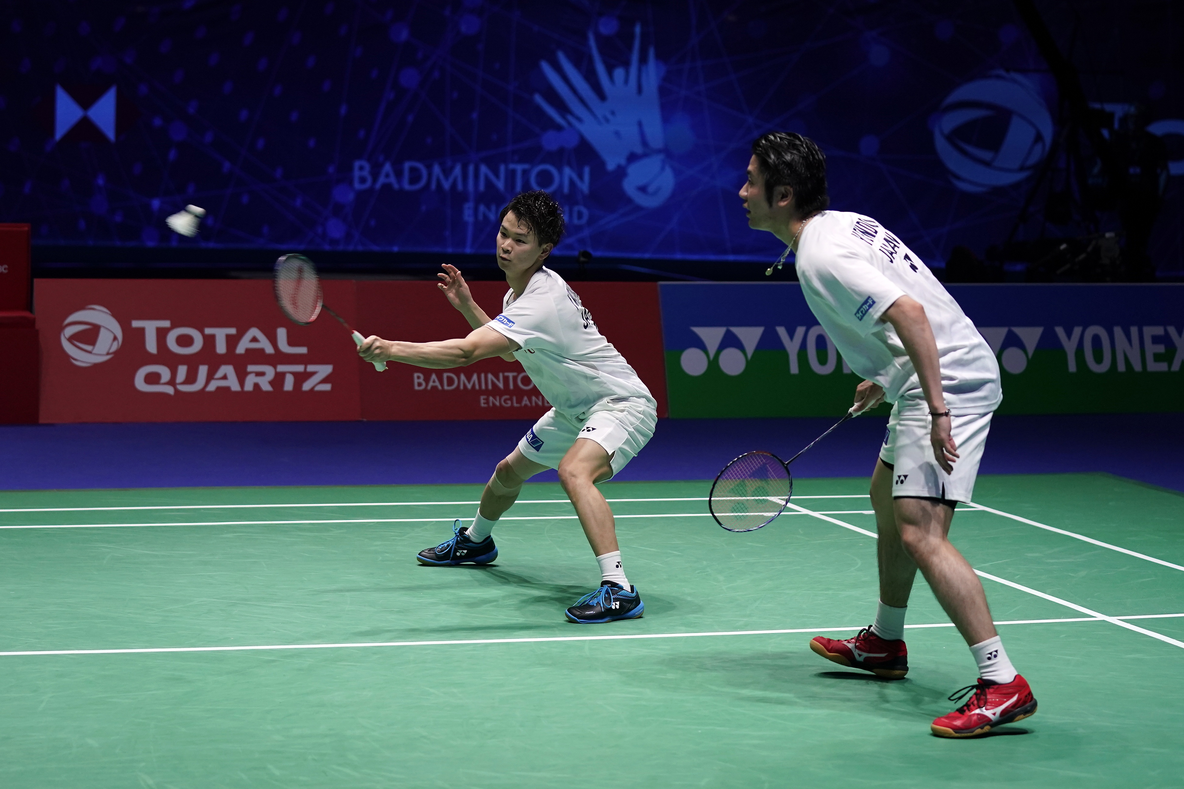 包含日本羽毛球队横扫印度羽毛球队，安赛龙三分雨点燃全场的词条