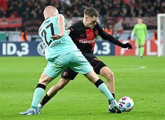 柏林赫塔在德国联赛中实现追赶