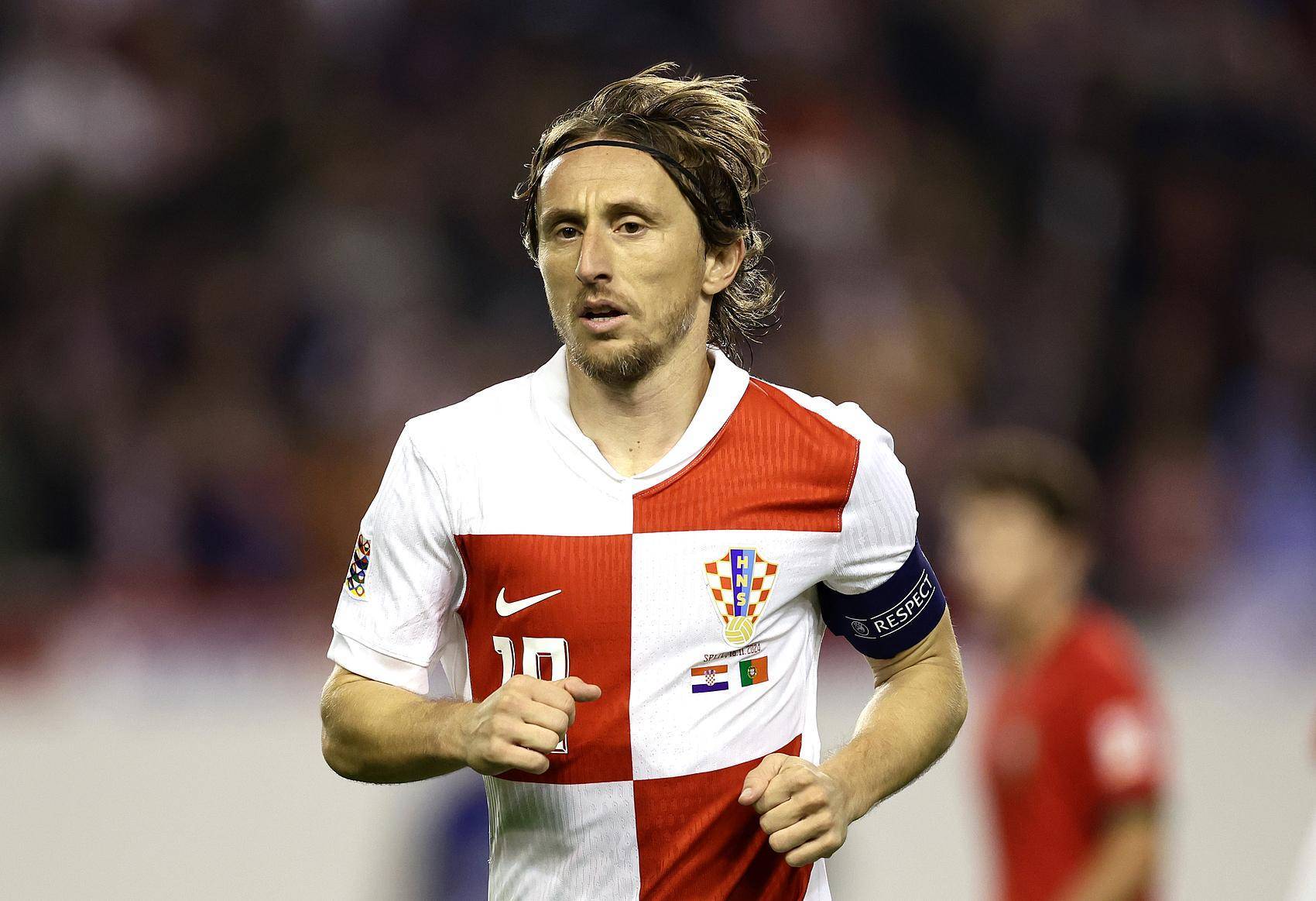 南美杯比赛比利时队取得胜利