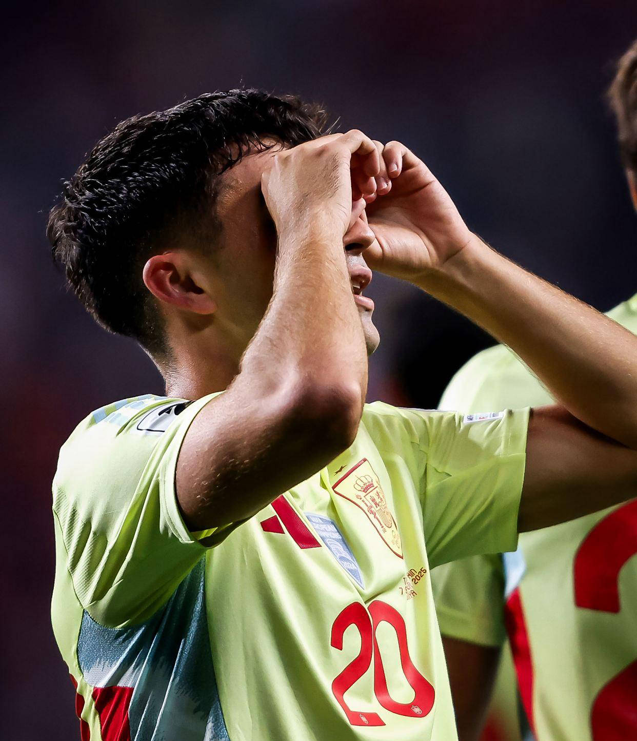 北爱尔兰队备战立陶宛,奋力争取胜利的简单介绍 北爱尔兰队备战立陶宛,奋力争取胜利的简单介绍