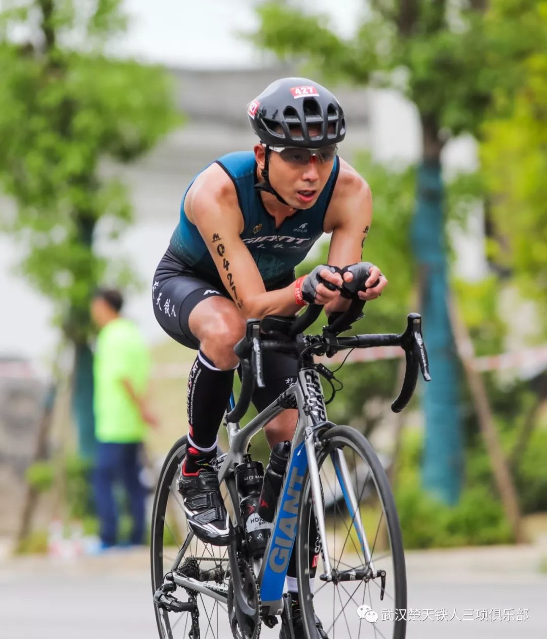 包含非洲铁人三项选手携手夺得铜牌,实力不俗的词条 包含非洲铁人三项选手携手夺得铜牌,实力不俗的词条