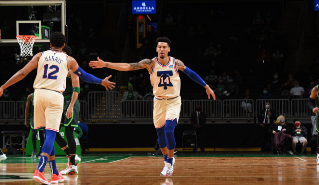 凯尔特人B队爆冷快船,丹尼·格林高光表现的简单介绍 凯尔特人B队爆冷快船,丹尼·格林高光表现的简单介绍