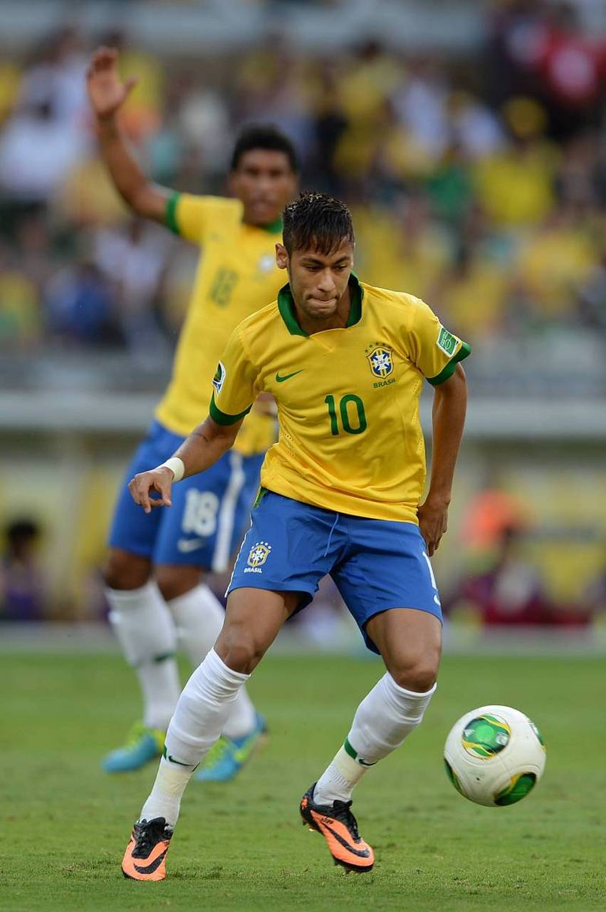 国际米兰横扫乌拉圭，内马尔惊艳世界