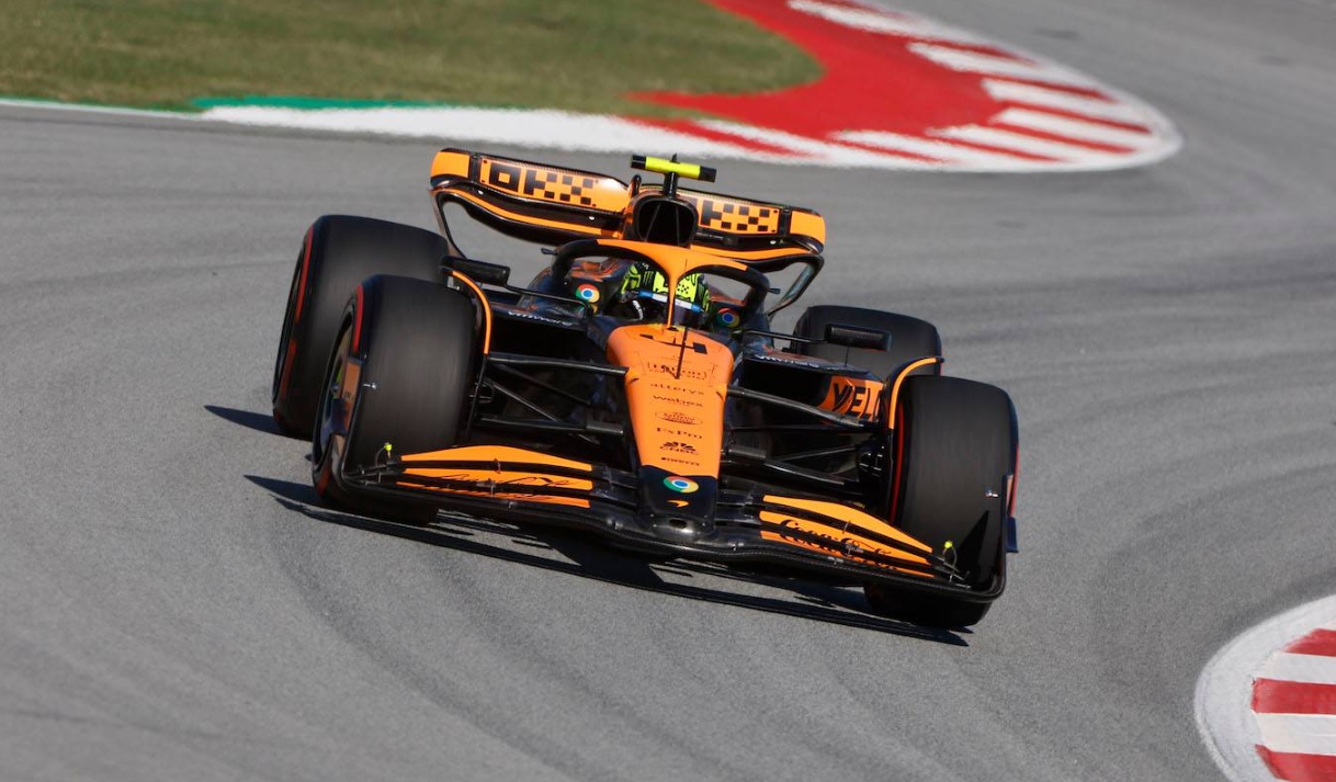 梅赛德斯绝杀红牛车队，诺里斯惊艳四座的简单介绍