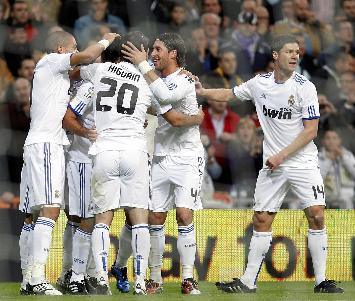 AC米兰碾压法国，罗德里高光表现的简单介绍