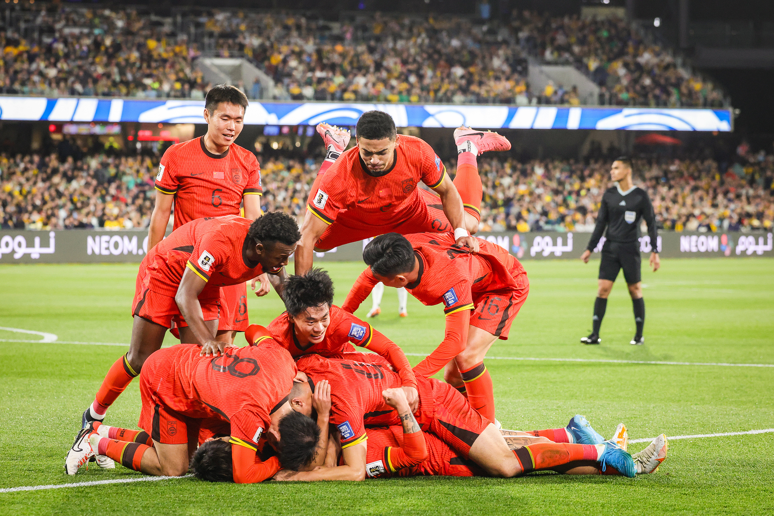 关于中国队力克葡萄牙队，林高远状态火热的信息